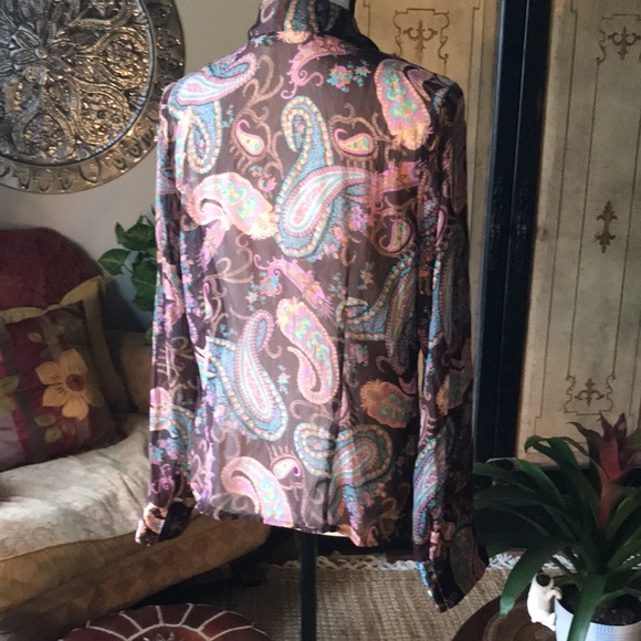 No Boundaries Paisley Blouse - Picture 2 of 7